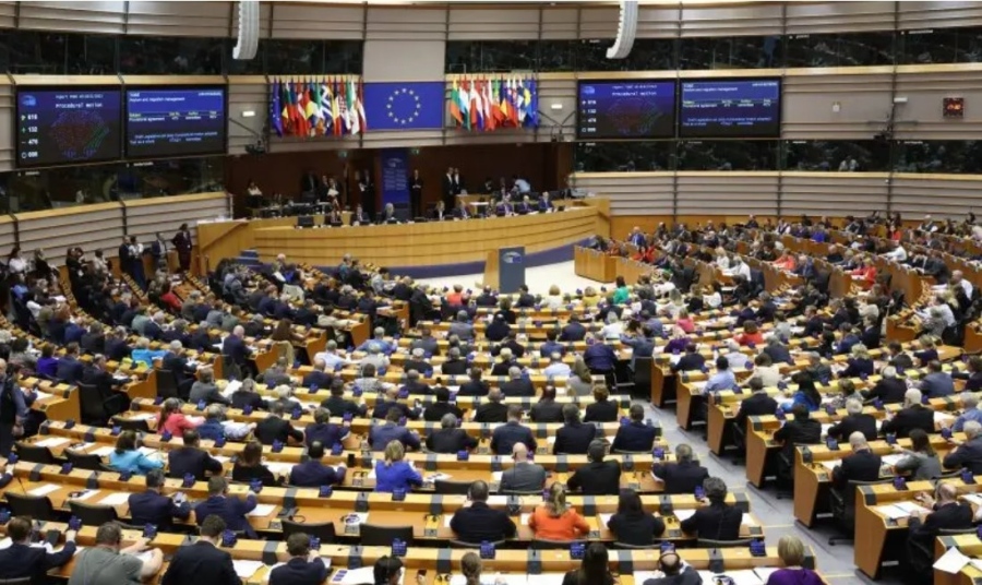 Европарламентът: В България има руска мрежа от агенти