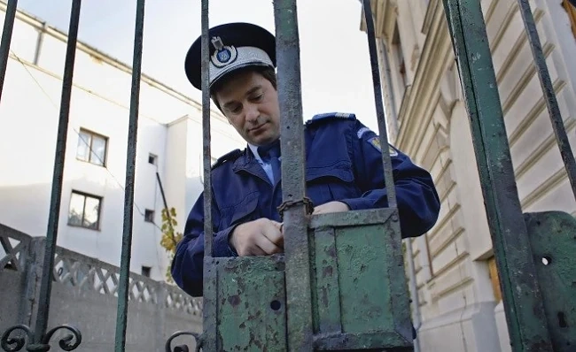 Обискират обекти на „Лукойл“ В Румъния поради укриване на доходи и пране на пари