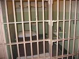 Затворниците гласуват в 26 секции 