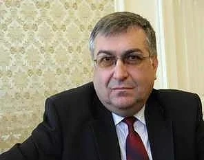 Близнашки: Трябва ни силно правителство!