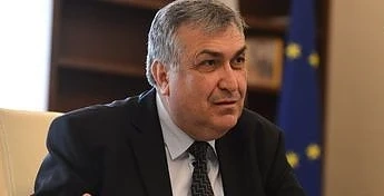 Близнашки не е готов да остане на премиерския пост