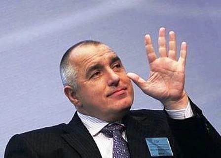 Бойко стисна политиците за то....е
