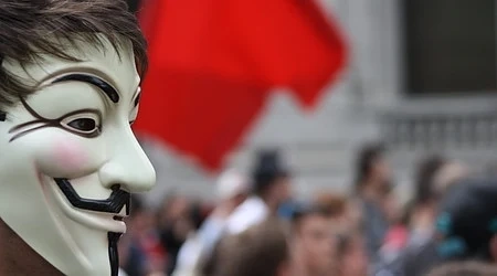 Anonymous заплаши Китай с атака срещу държавни сайтове