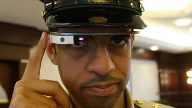 Полицията в Дубай ще използва Google Glass