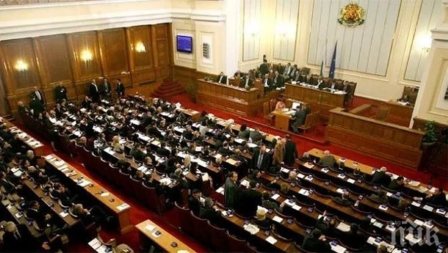 4-часови преговори между ГЕРБ и БСП 