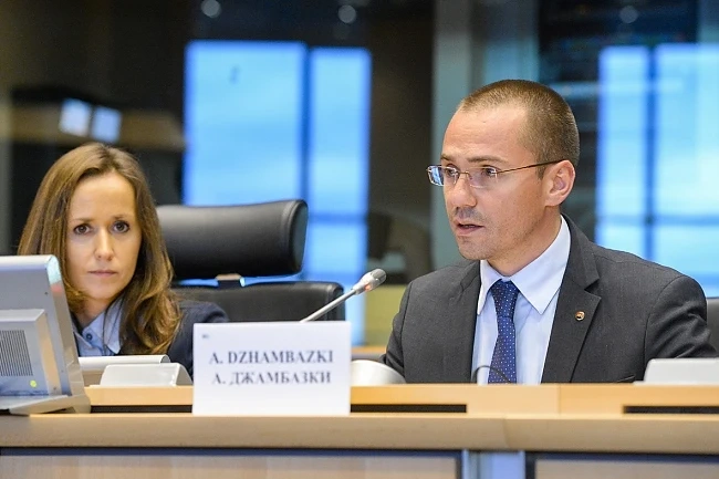 Европътят на Македония за ЕС минава през София