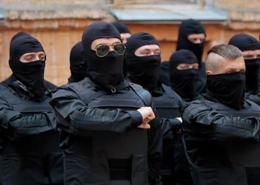 Група \