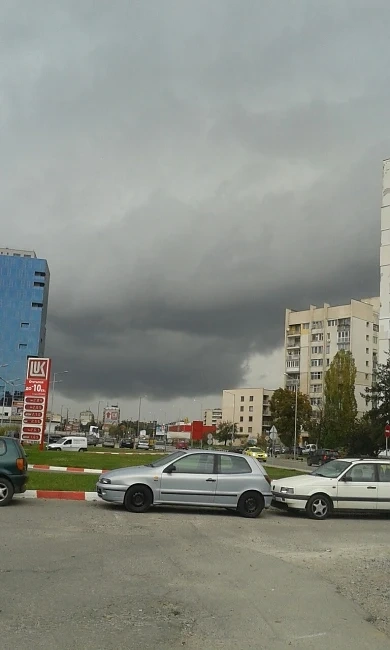 Буря помете София