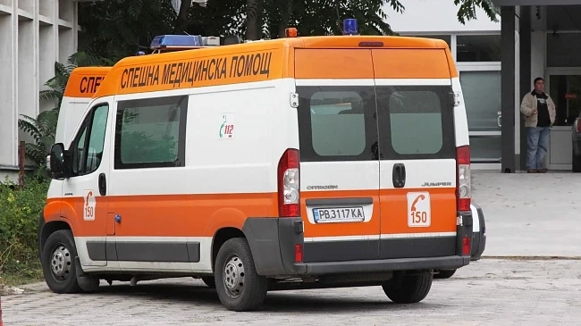 Момиче падна от втория етаж на социален дом