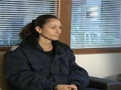 Полицайката, обвинена в гавра: Проверих само чантата и якето й, което вече беше съблечено
