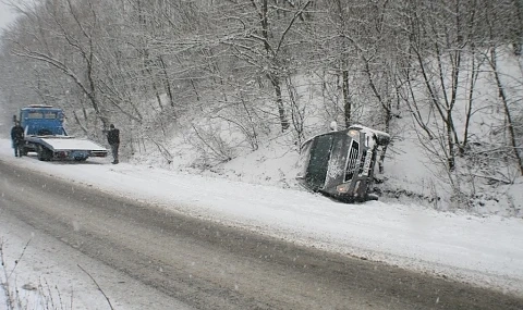 14 бедстват в снежен капан