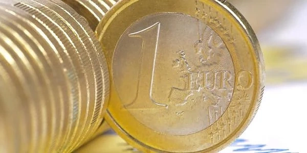 Прогнозират забавяне на икономическия растеж през 2015 г