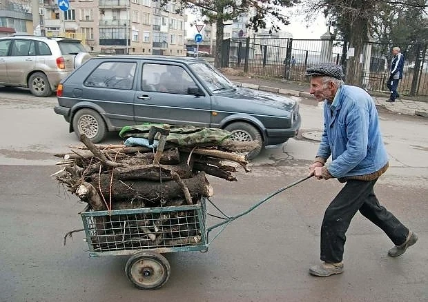 Започва изплащането на помощите за отопление