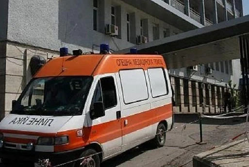 Състоянието на самозапалилата се жена пред президентството остава критично