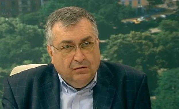 Близнашки: Здрависах се по погрешка с Пеевски