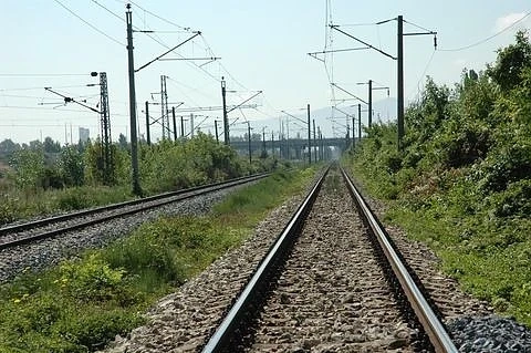 ЕБВР отпусна 305 млн. евро за жп линията Македония-България