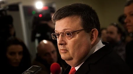Цацаров смъмри правосъдния министър заради негово интервю