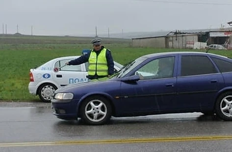 КАТ ще налага глоби за неподготвени за зимата автомобили