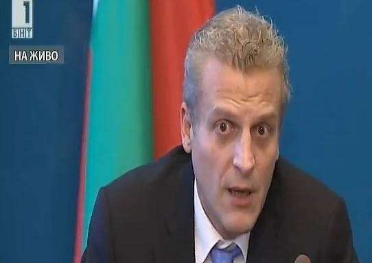 Москов: Съмнението за ебола бе стрес тест, който доказа, че можем да реагираме в такава ситуация