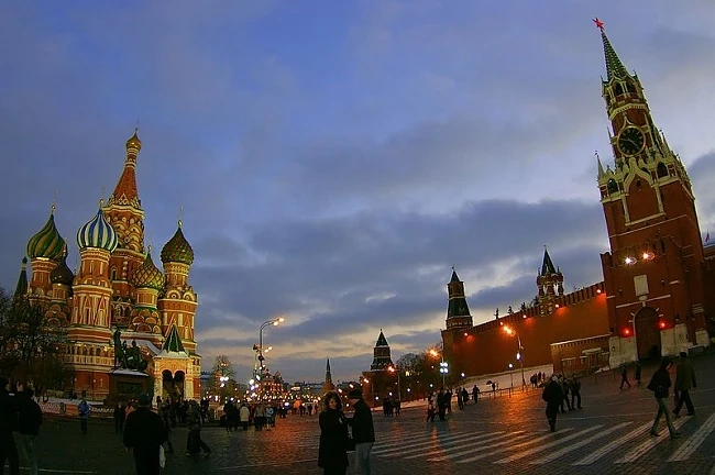 Русия ще доставя зърно и промишлени стоки за Иран, в замяна на петрол