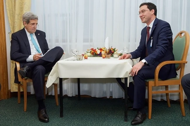 Митов: Драма с \
