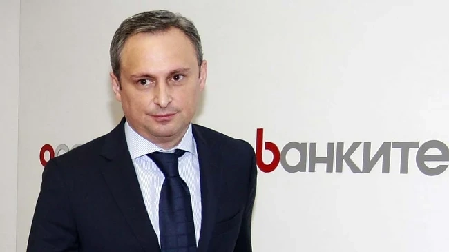 Към 12 часа са разпоредени 600 млн. лв. от КТБ