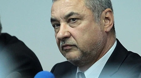 Валери Симеонов защити Слави Бинев 