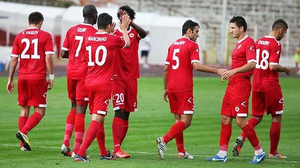 ЦСКА победи Локомотив с 2:0 