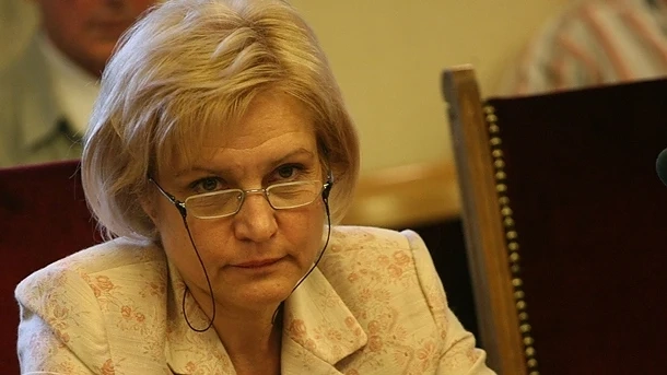 Менда Стоянова нарече БСП марсианци