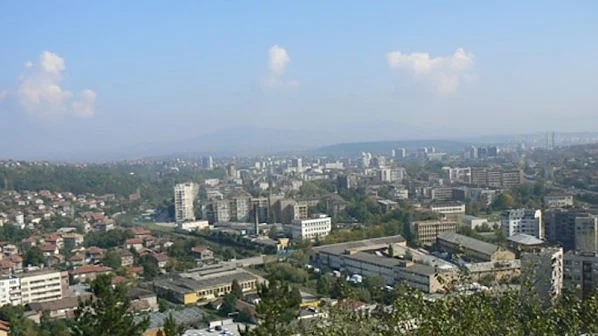 Община Перник фалира