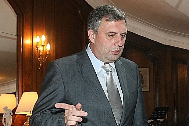 Калфин: Така просто не може да се работи