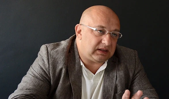 Кралев обеща на ЦСКА: Проблемът с базите ще бъде разрешен до февруари