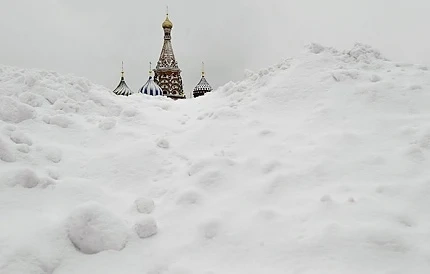 Хаос в Москва заради снежна буря
