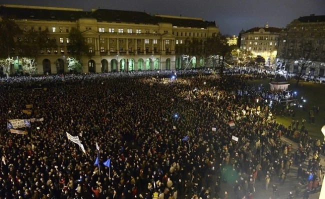 Масови протести в Будапеща