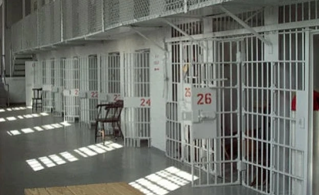 Тъмничарите плашат с нови протести
