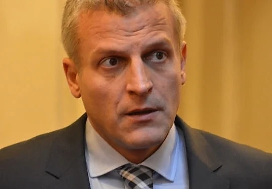 Москов: Държавните и частните болници са 2 паралелни свята