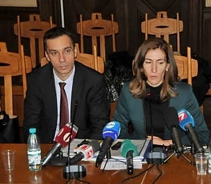 Ангелкова: Концесиите на плажове преминават към Министерството на туризма