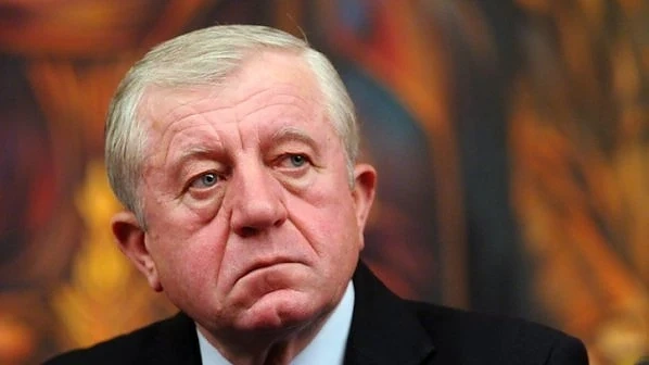 Ген.Михов: Няма да пращаме военни срещу \