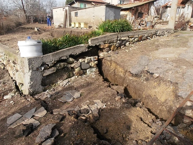 Свлачището в село Сипей