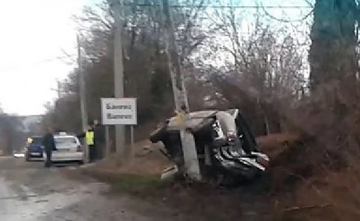 Пиян се удари в стълб