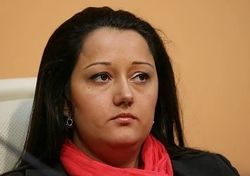 Лиляна Павлова: Ситуацията е критична, свлачища има в цялата страна