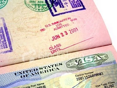 Американските визи остават още години