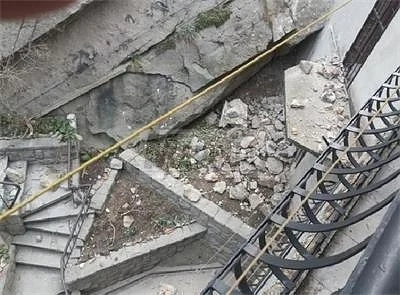 Скални късове паднали върху 2 къщи в Пловдив