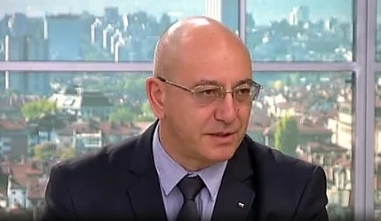 Ревизоро: Бойко да дисциплинира екипа си
