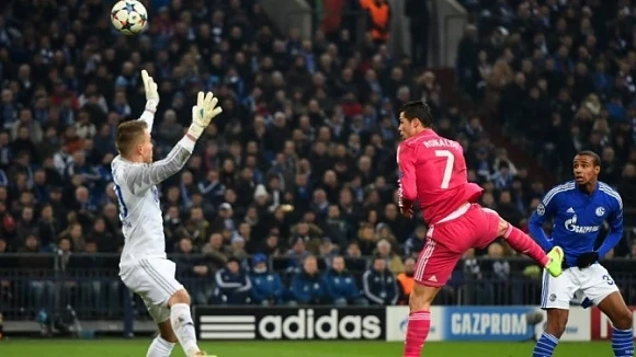 Реал Мадрид победи Шалке с 2:0