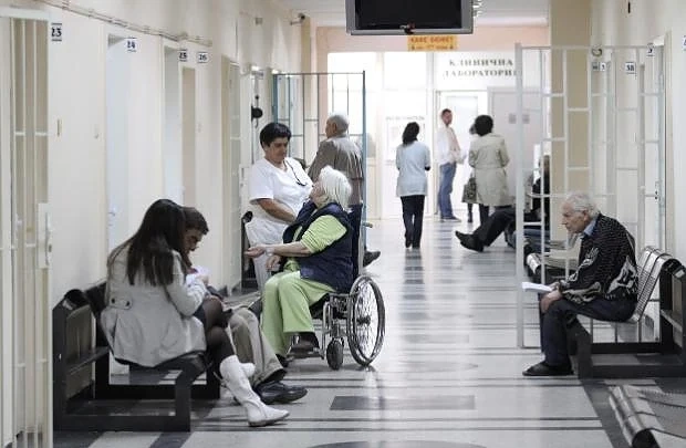 Всяка година 3 100 българи се диагностицират с рак на дебелото черво