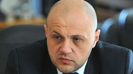 Томислав Дончев: Покрай дълга опозицията се опитва да си вдигне рейтинга