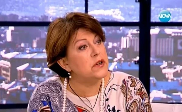  Татяна Дончева: Първанов и Петков играят сложна игра