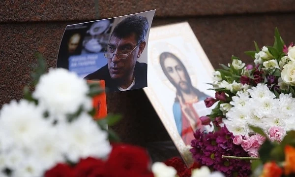 Шествие в Москва в памет на Борис Немцов