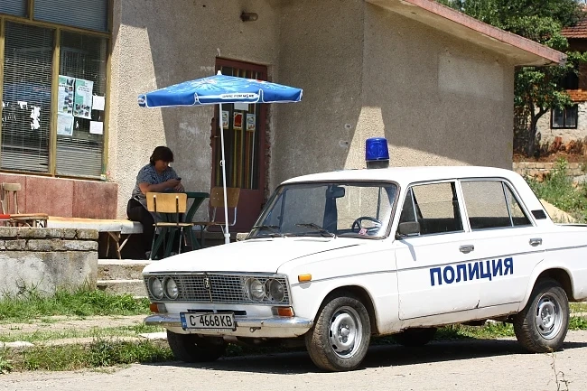 Асоциация иска специална селска полиция